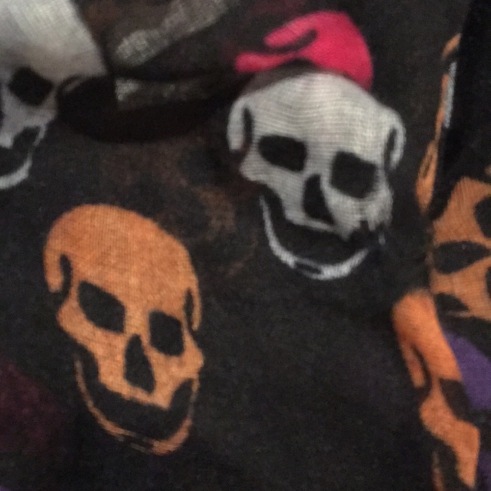 Multi-Color skeleton scarf - Picture 2 of 2